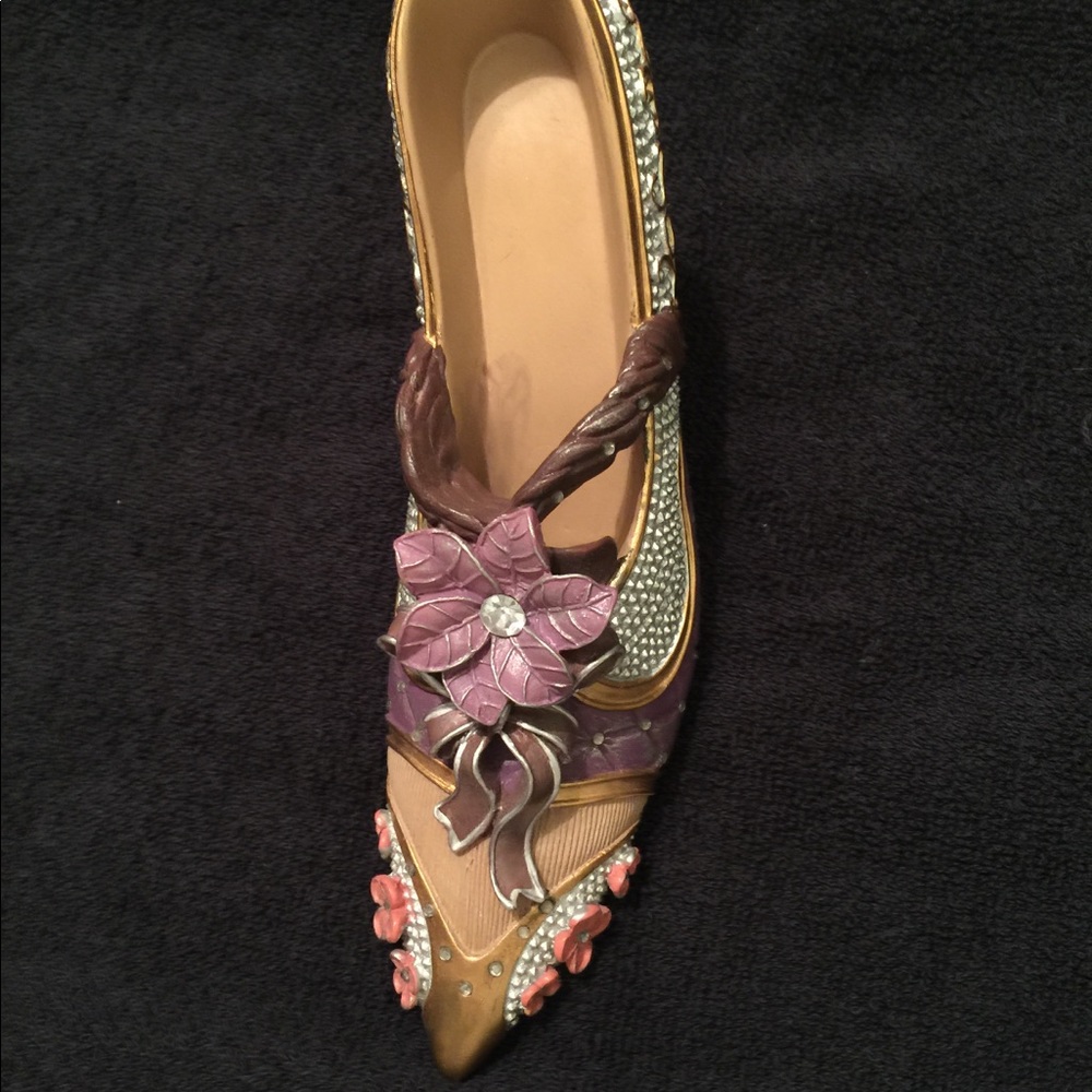 Ceramic shoe - Picture 3 of 5
